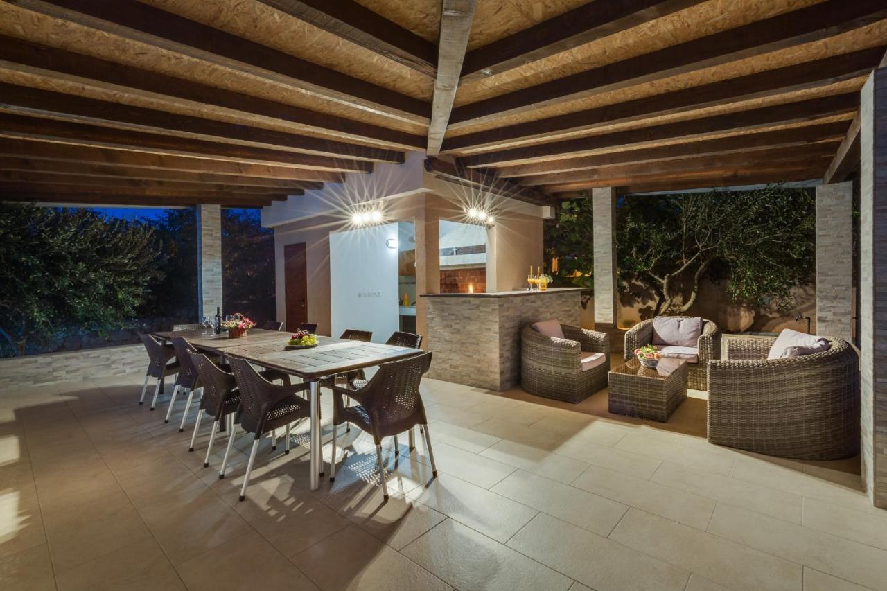 Villa Zlatni Dvori Zadarvillas Razanac Luaran gambar
